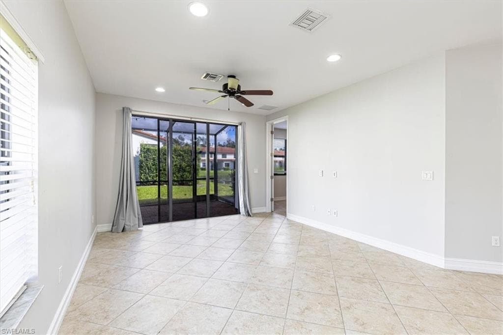 7738 Bristol Cir, Naples, FL 34120-6