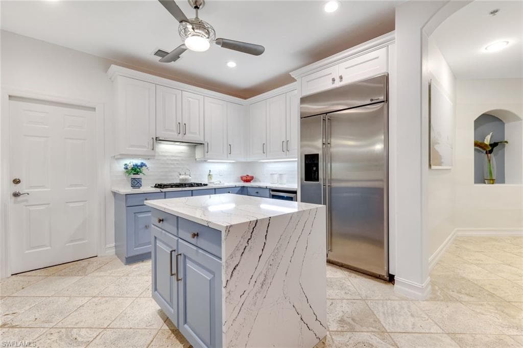 2868 Tiburon Blvd E 101, Naples, FL 34109-8