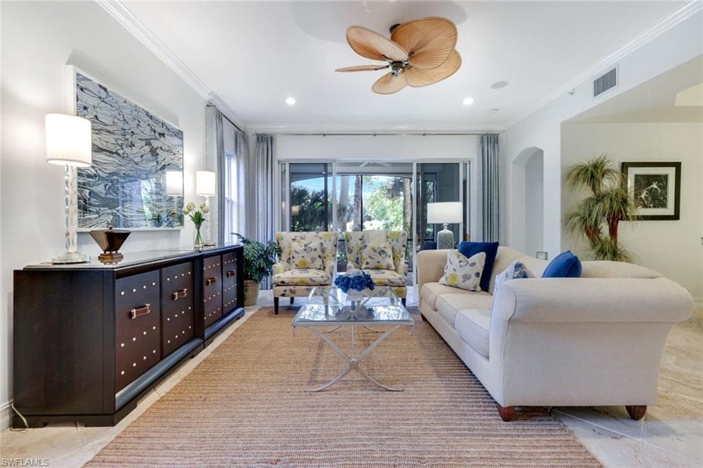 2868 Tiburon Blvd E 101, Naples, FL 34109-9