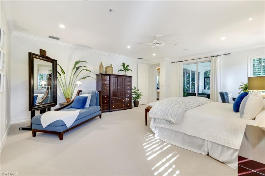 2868 Tiburon Blvd E 101, Naples, FL 34109-12