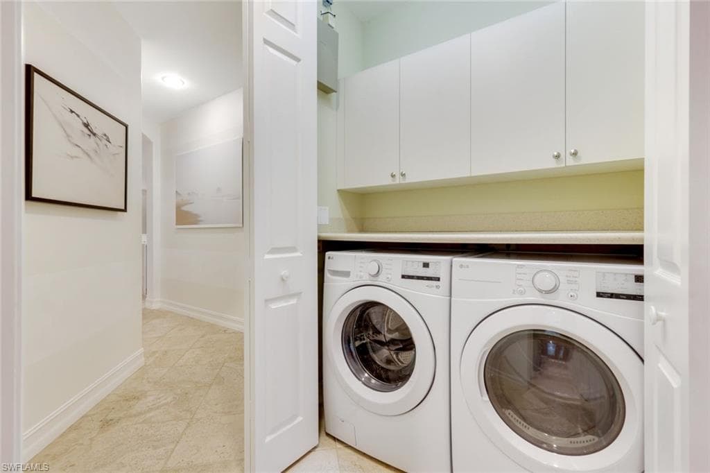 2868 Tiburon Blvd E 101, Naples, FL 34109-19