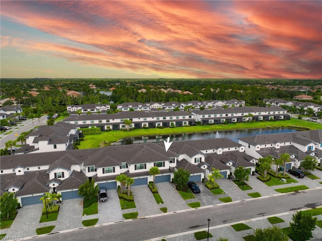 7549 Carnegie Way, Naples, FL 34119-18