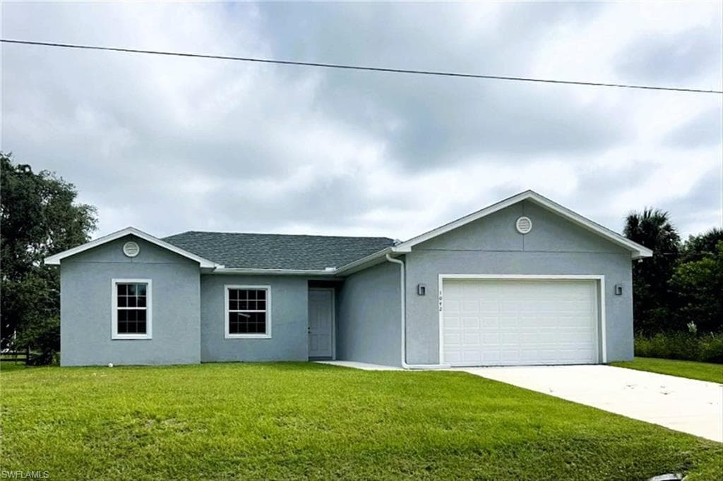 425 Mercedes Ct, Lehigh Acres, FL 33972-1