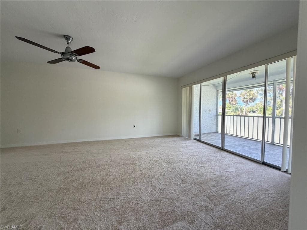 4900 Biscayne Dr 24, Naples, FL 34112-8