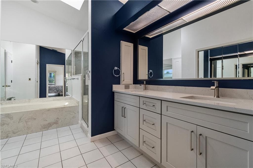 27189 Gasparilla Dr, Bonita Springs, FL 34135-19