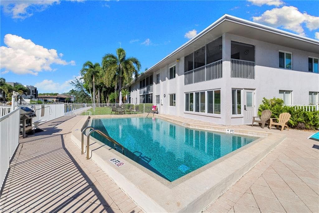 1686 Blue Point Ave B1, Naples, FL 34102-23