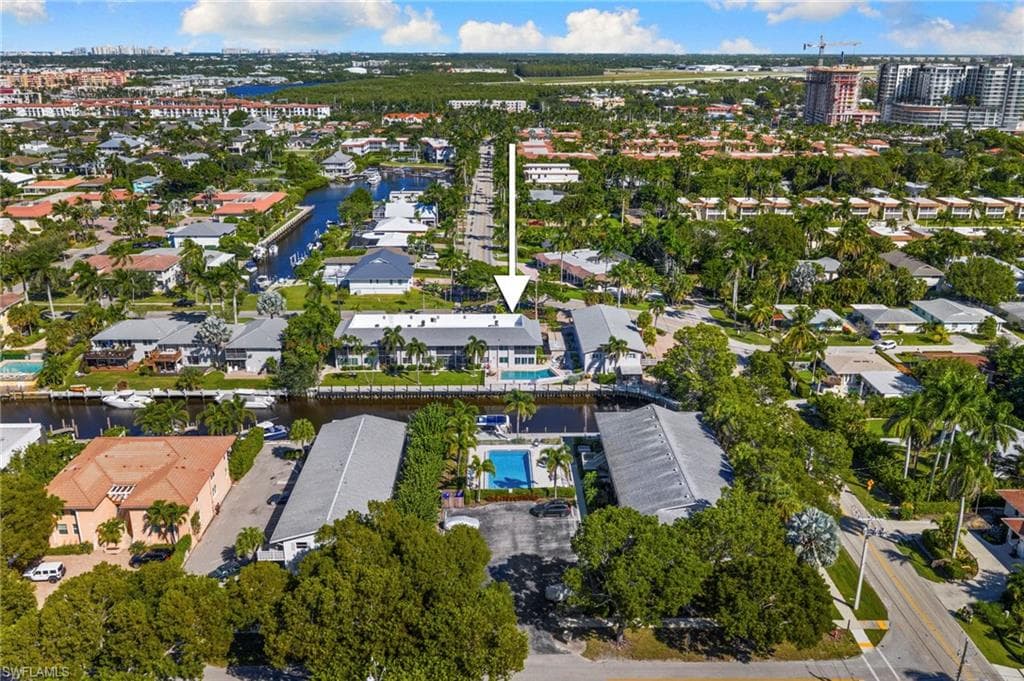 1686 Blue Point Ave B1, Naples, FL 34102-32