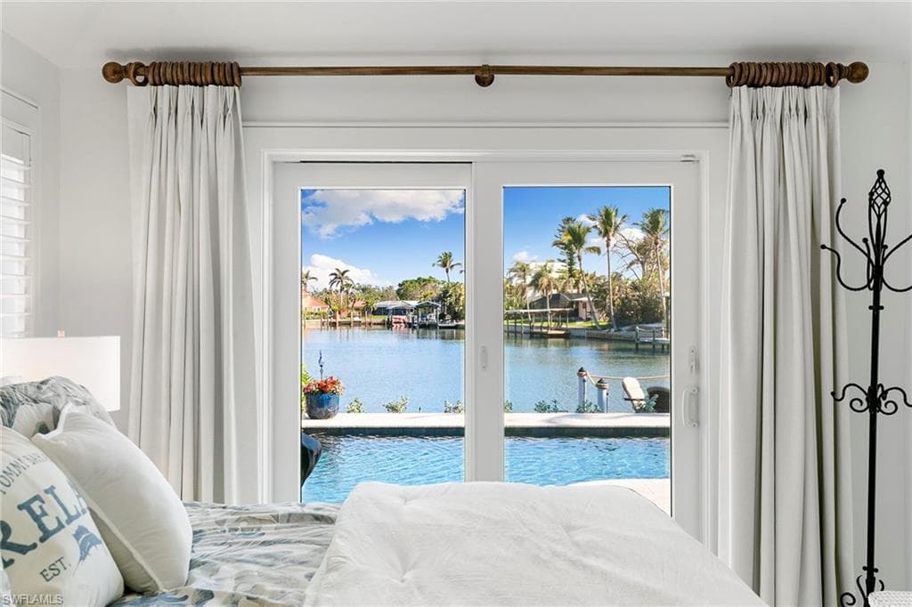 7 Glenview Manor Dr, Fort Myers Beach, FL 33931-27