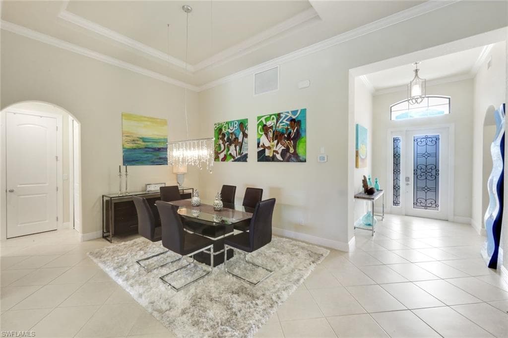 9909 Casabella Way, Bonita Springs, FL 34135-8