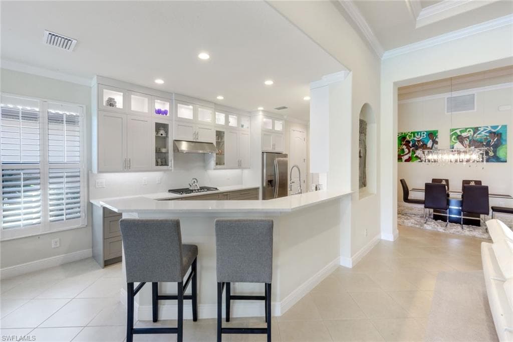 9909 Casabella Way, Bonita Springs, FL 34135-10