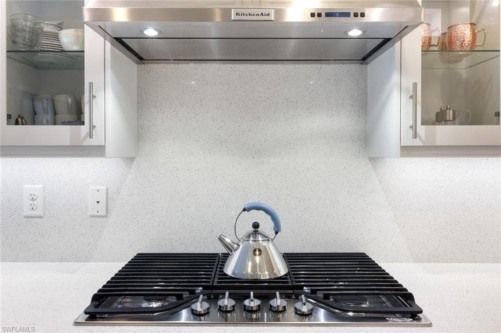 9909 Casabella Way, Bonita Springs, FL 34135-14