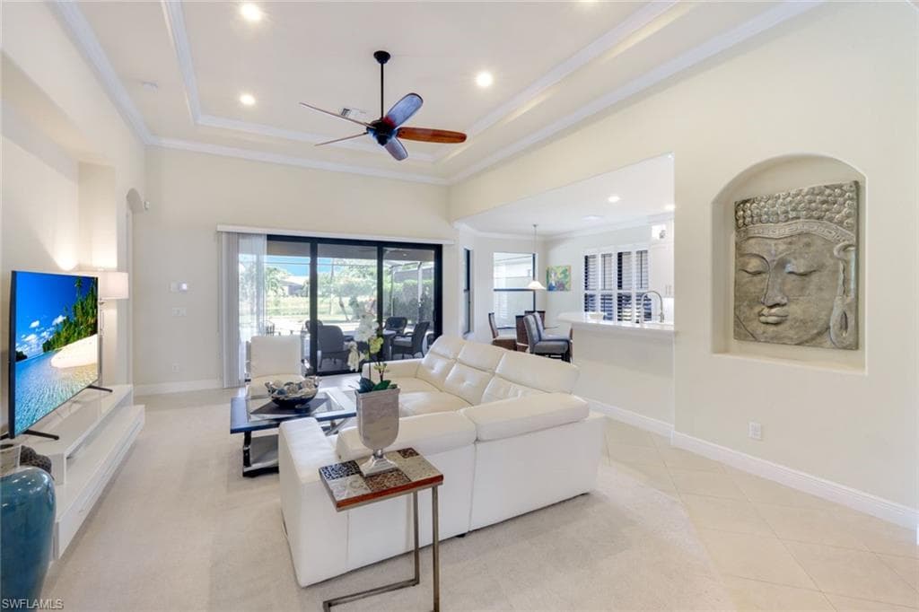 9909 Casabella Way, Bonita Springs, FL 34135-6