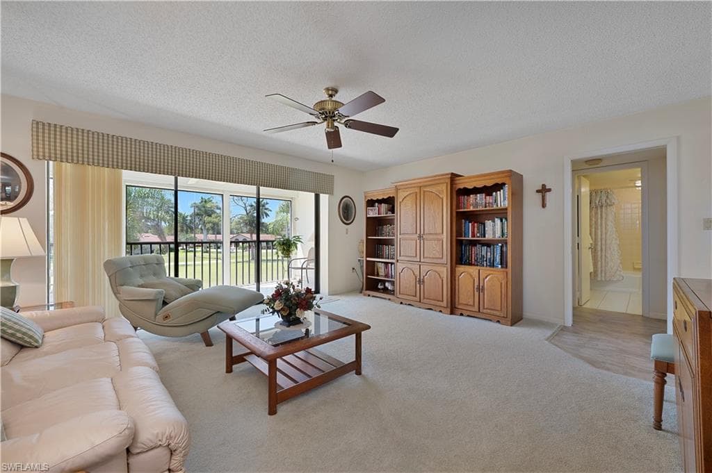 151 Quail Forest Blvd 202, Naples, FL 34105-7