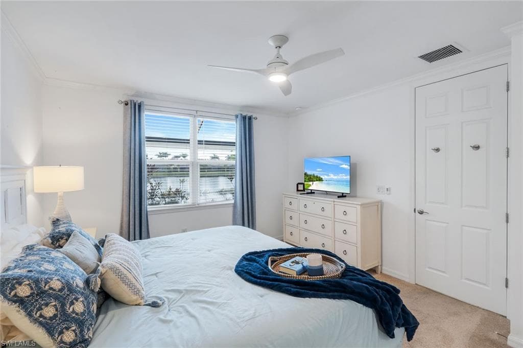 14795 Edgewater Cir, Naples, FL 34114-14