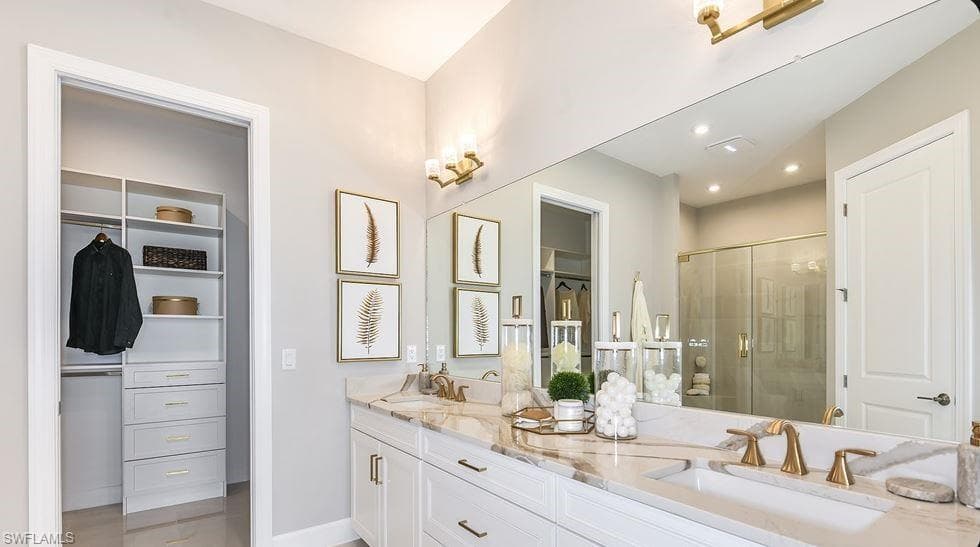 15323 Lucerna St 204, Naples, FL 34114-22