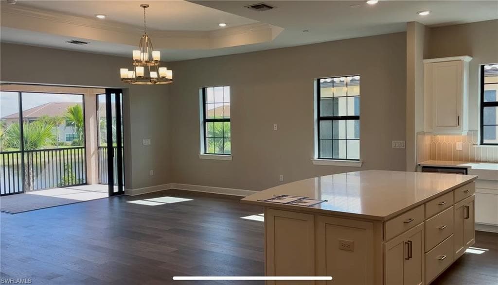 15323 Lucerna St 204, Naples, FL 34114-2