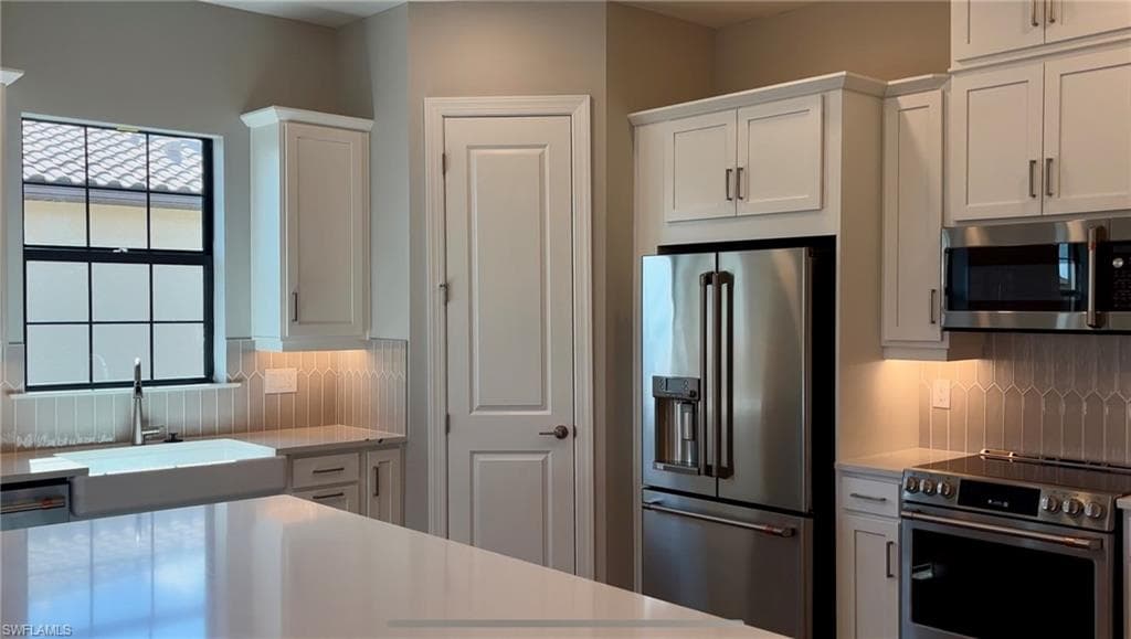 15323 Lucerna St 204, Naples, FL 34114-5