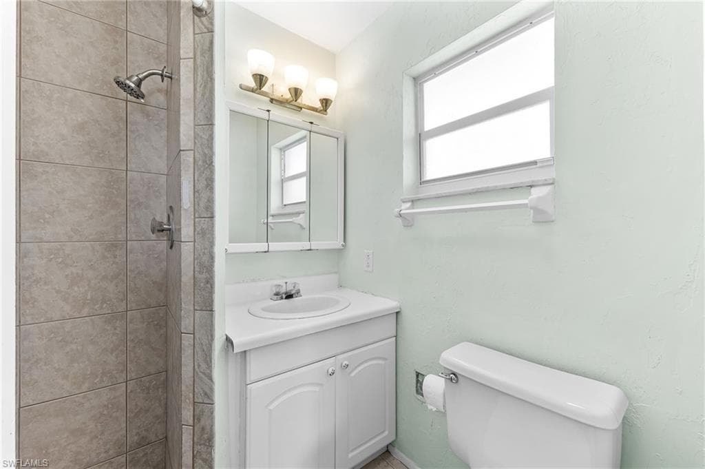 2149 Tropic Ave, Fort Myers, FL 33905-14