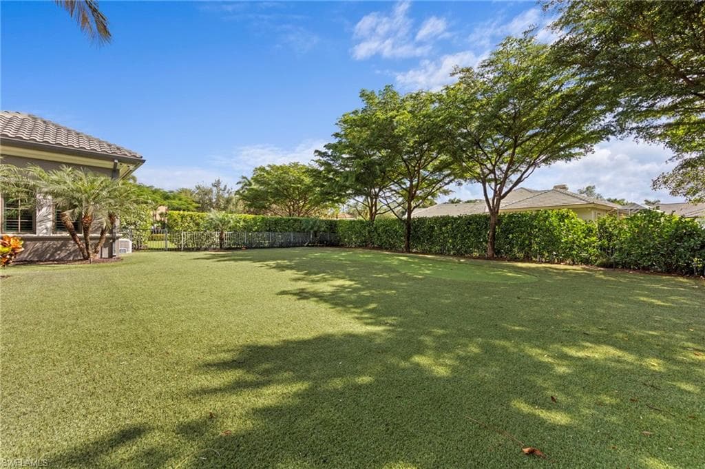 4517 Brynwood Dr, Naples, FL 34119-46