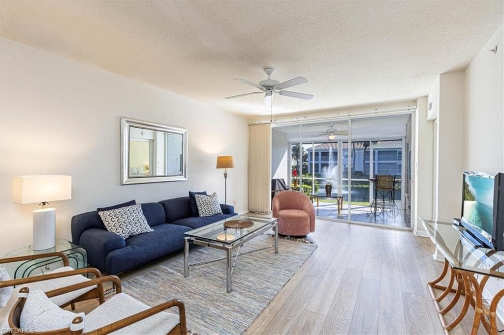 6804 Satinleaf Rd S 102, Naples, FL 34109-3