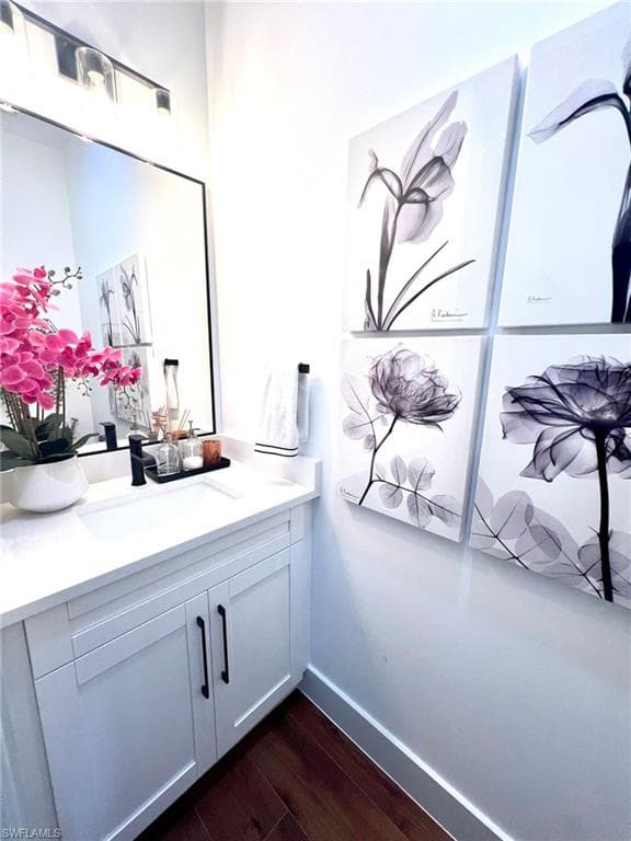 510 12th Ave NE, Naples, FL 34120-21