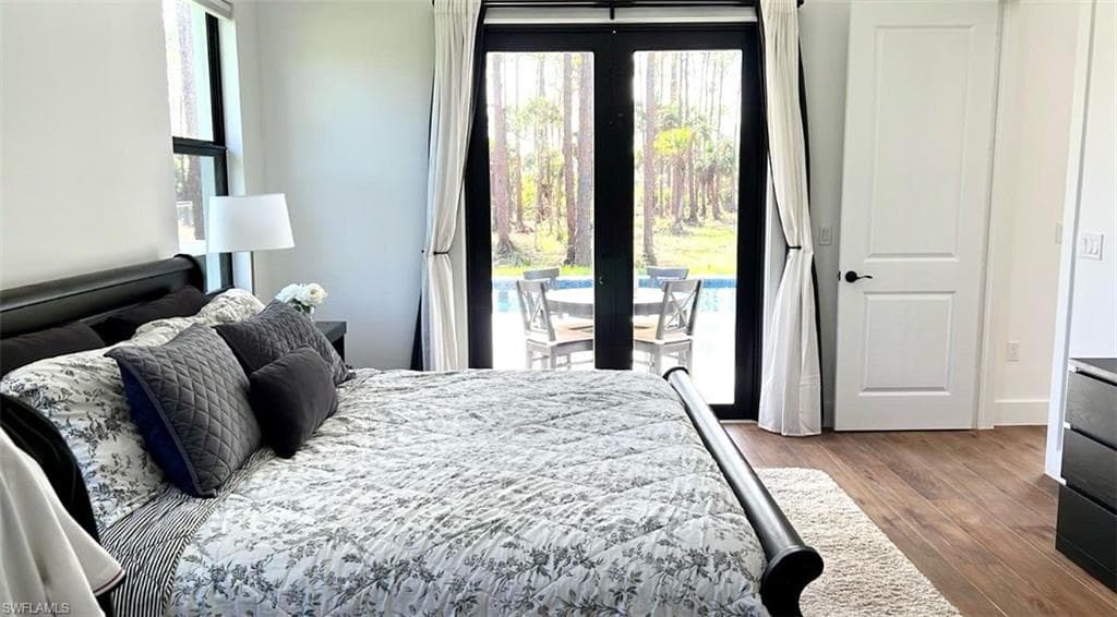 510 12th Ave NE, Naples, FL 34120-23