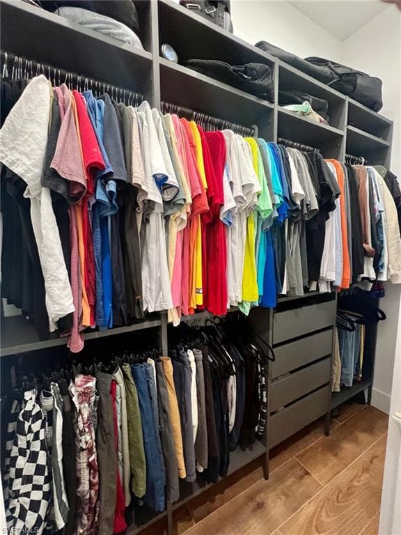 510 12th Ave NE, Naples, FL 34120-25