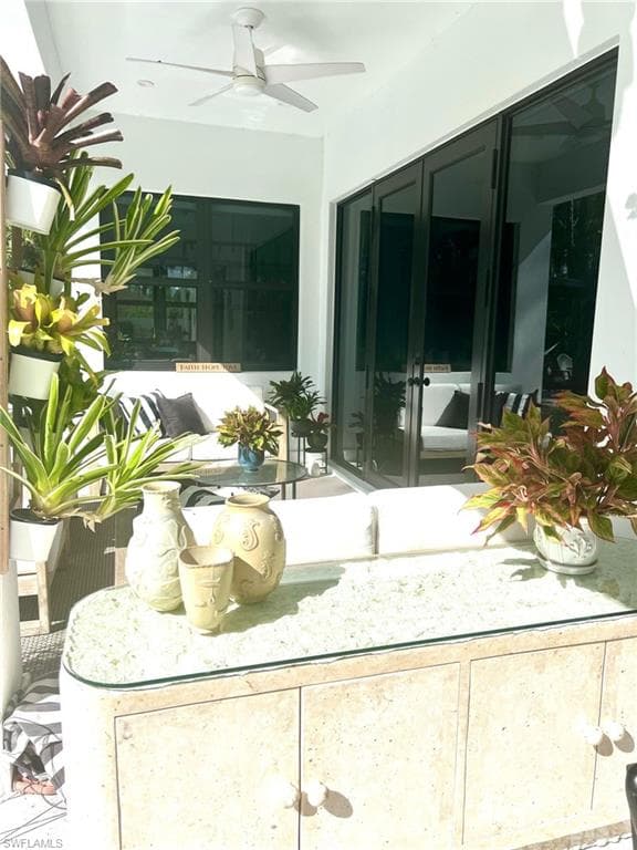 510 12th Ave NE, Naples, FL 34120-36