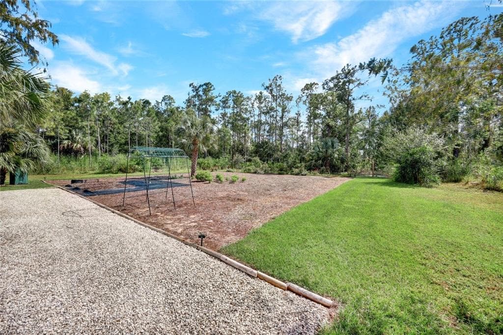 2552 52nd Ave NE, Naples, FL 34120-34