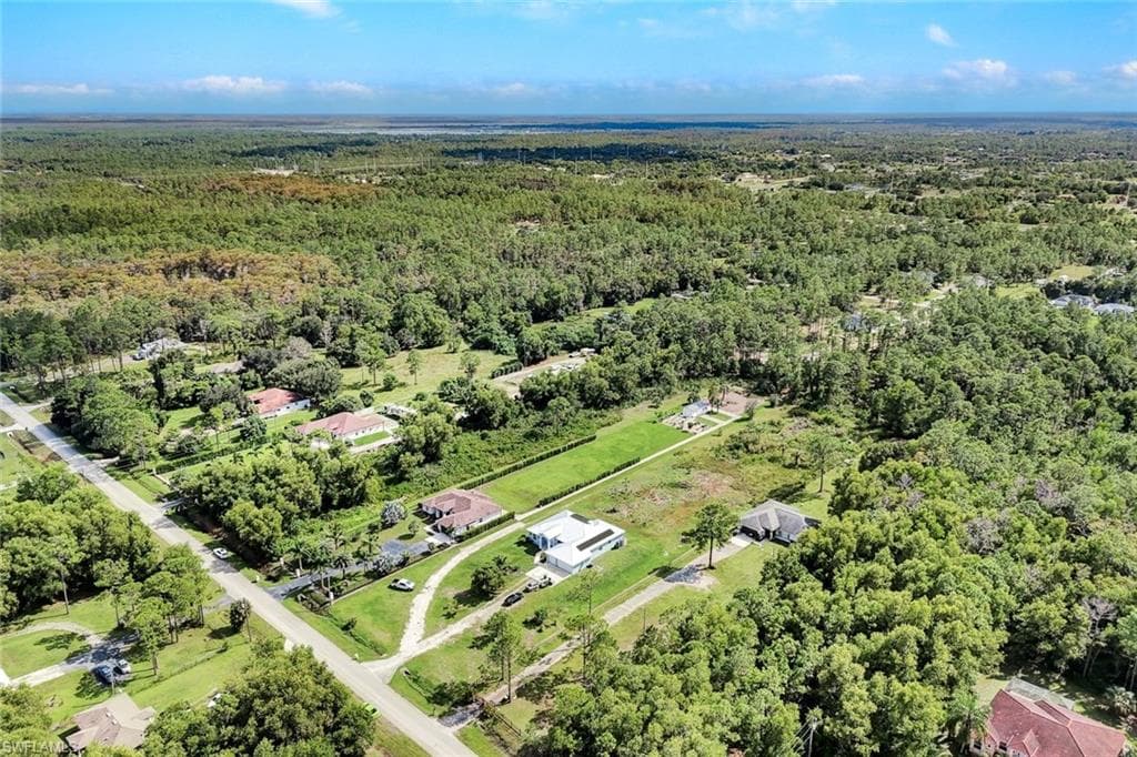 2552 52nd Ave NE, Naples, FL 34120-41