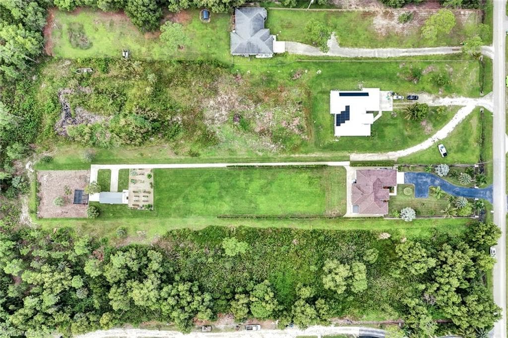 2552 52nd Ave NE, Naples, FL 34120-43