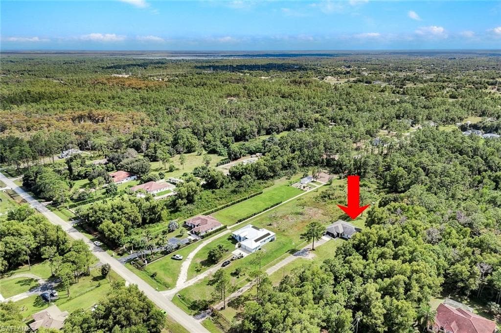 2552 52nd Ave NE, Naples, FL 34120-45