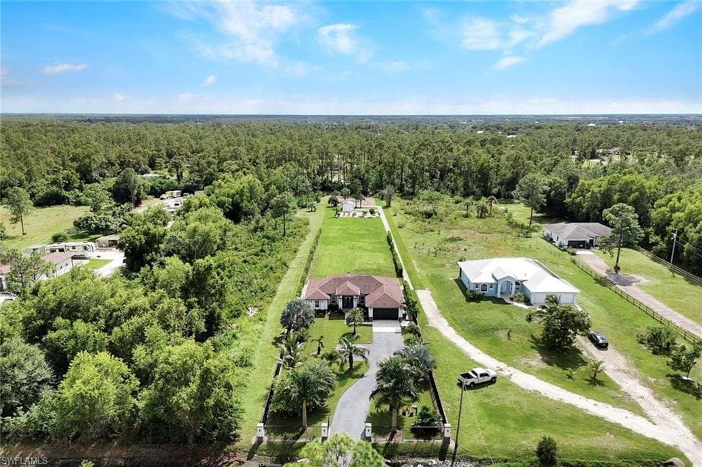 2552 52nd Ave NE, Naples, FL 34120-46