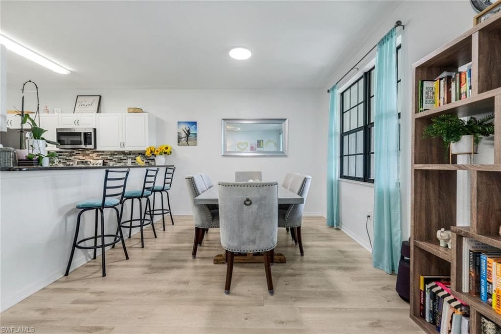 15239 Summit Place Cir 246, Naples, FL 34119-20