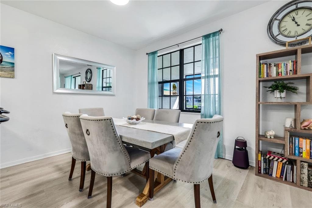 15239 Summit Place Cir 246, Naples, FL 34119-21