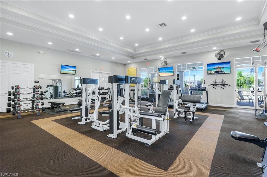 15239 Summit Place Cir 246, Naples, FL 34119-47