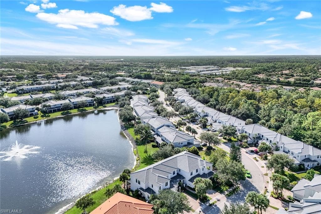 15239 Summit Place Cir 246, Naples, FL 34119-48