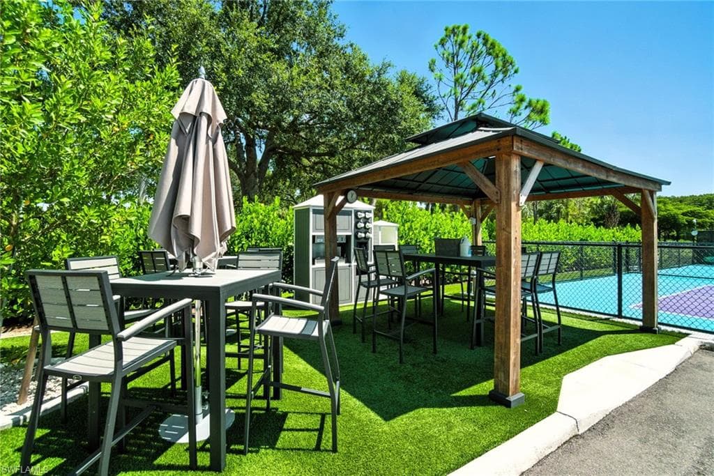 11562 Aerie Ln, Naples, FL 34120-16