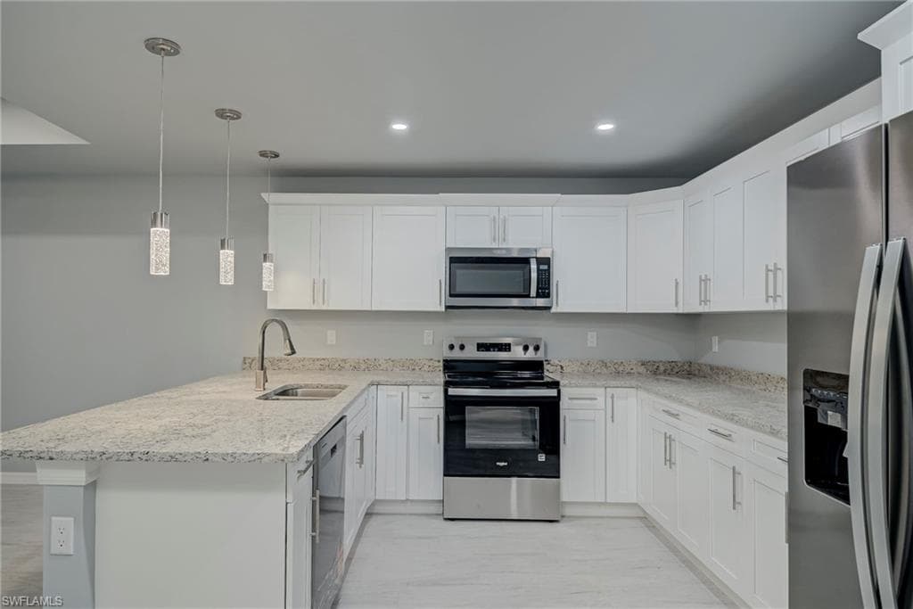 3510 Grimsley Ct, Fort Myers, FL 33916-6