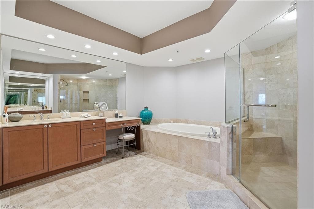 1050 Borghese Ln 1202, Naples, FL 34114-14