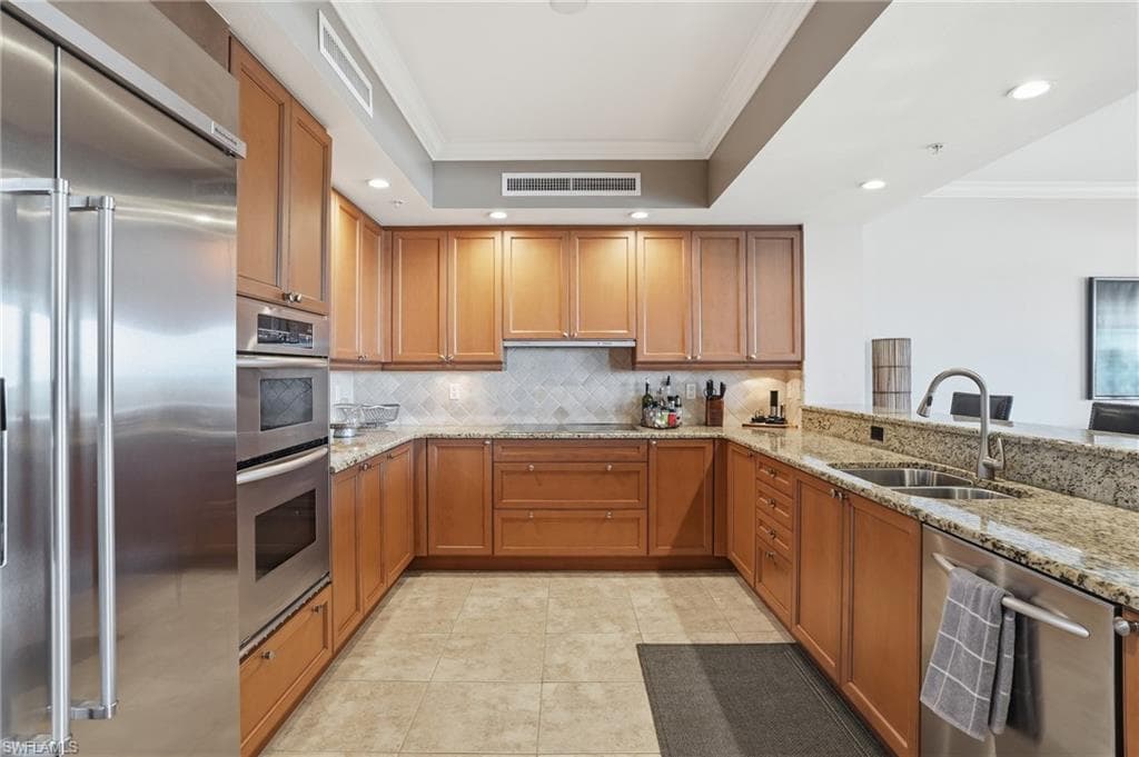 1050 Borghese Ln 1202, Naples, FL 34114-7