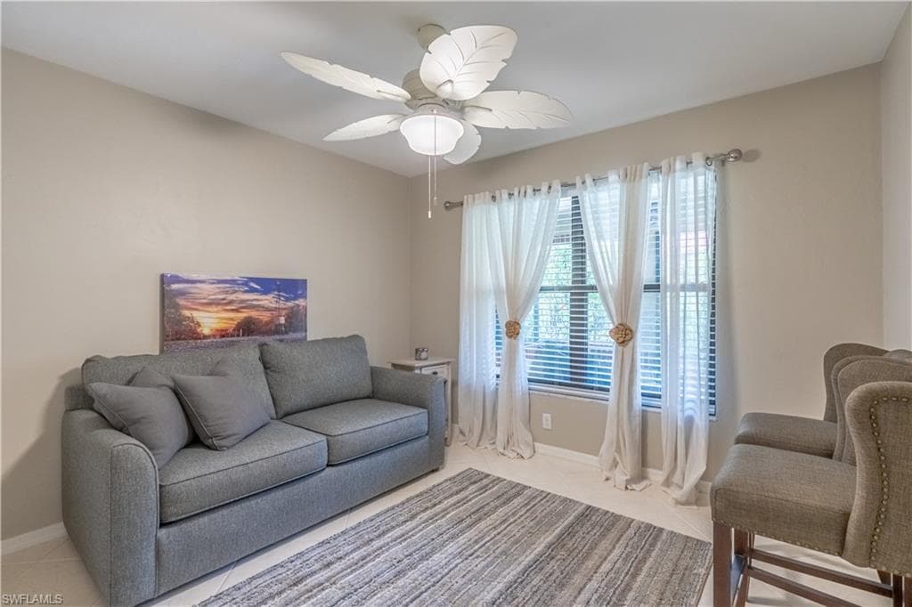 2069 Pine Isle Ln 2069, Naples, FL 34112-11