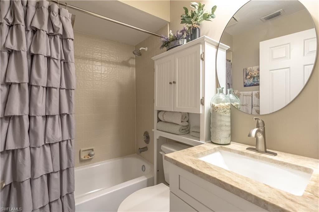 2069 Pine Isle Ln 2069, Naples, FL 34112-13