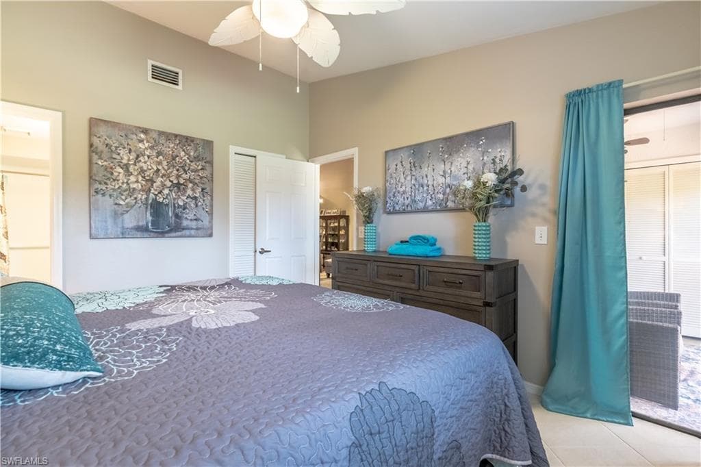 2069 Pine Isle Ln 2069, Naples, FL 34112-15