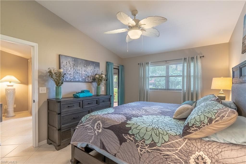 2069 Pine Isle Ln 2069, Naples, FL 34112-16