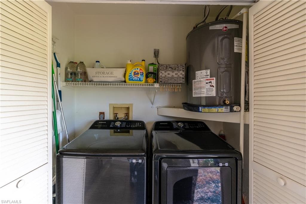 2069 Pine Isle Ln 2069, Naples, FL 34112-22