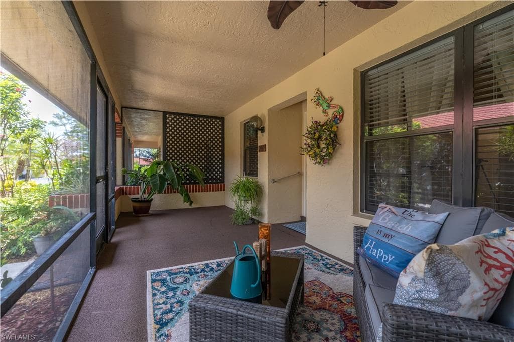 2069 Pine Isle Ln 2069, Naples, FL 34112-25