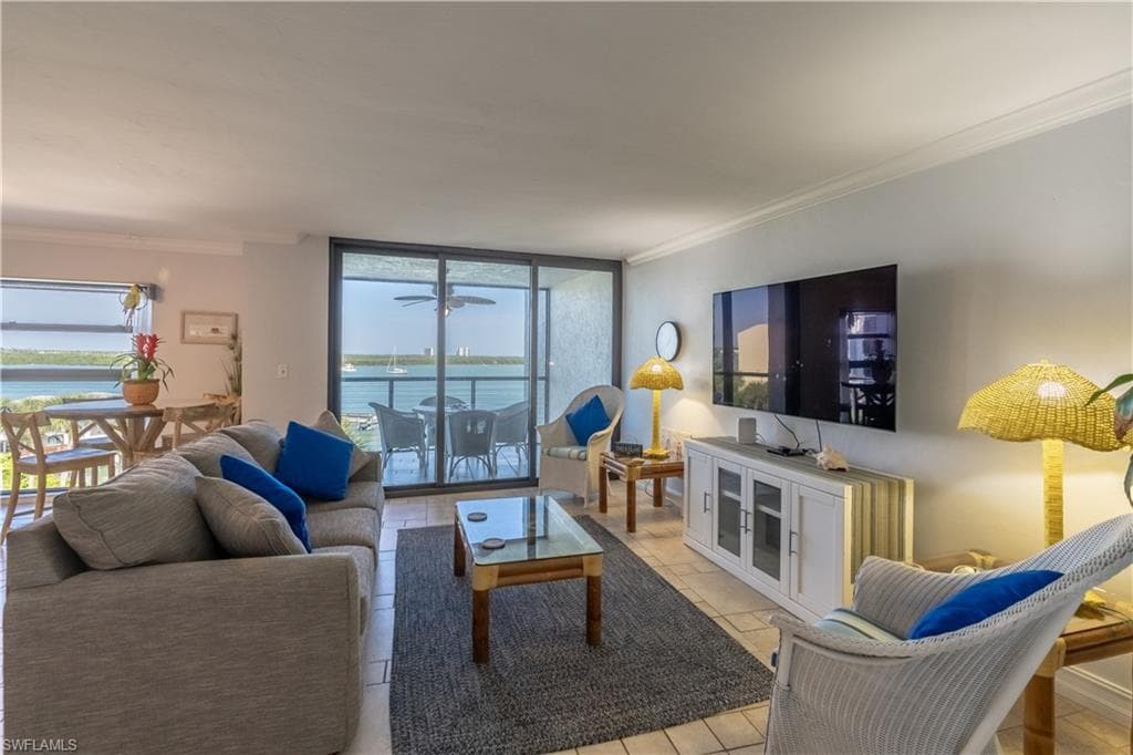 1085 Bald Eagle Dr E505, Marco Island, FL 34145-9