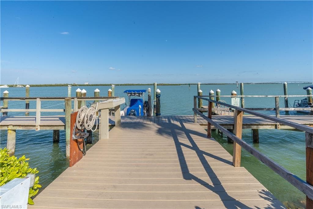 1085 Bald Eagle Dr E505, Marco Island, FL 34145-40