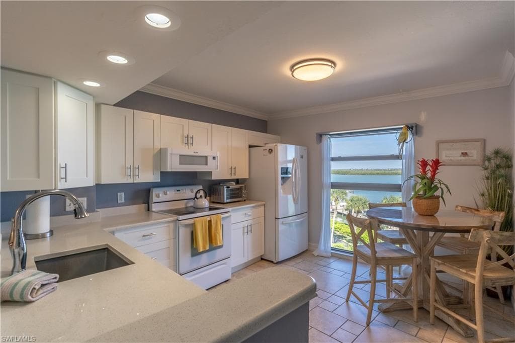 1085 Bald Eagle Dr E505, Marco Island, FL 34145-3